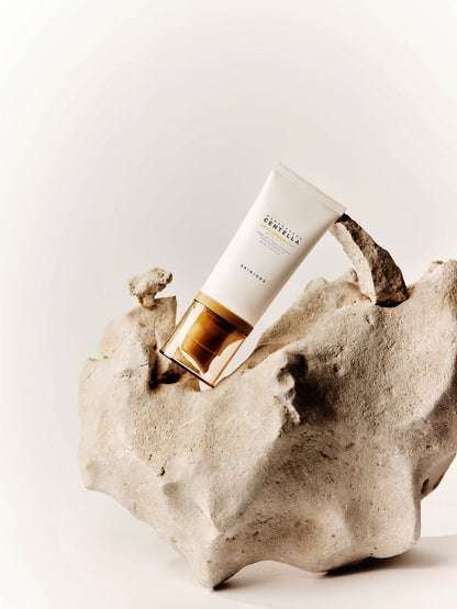 SKIN1004 - Madagascar Centella Air-Fit Suncream Light SPF30