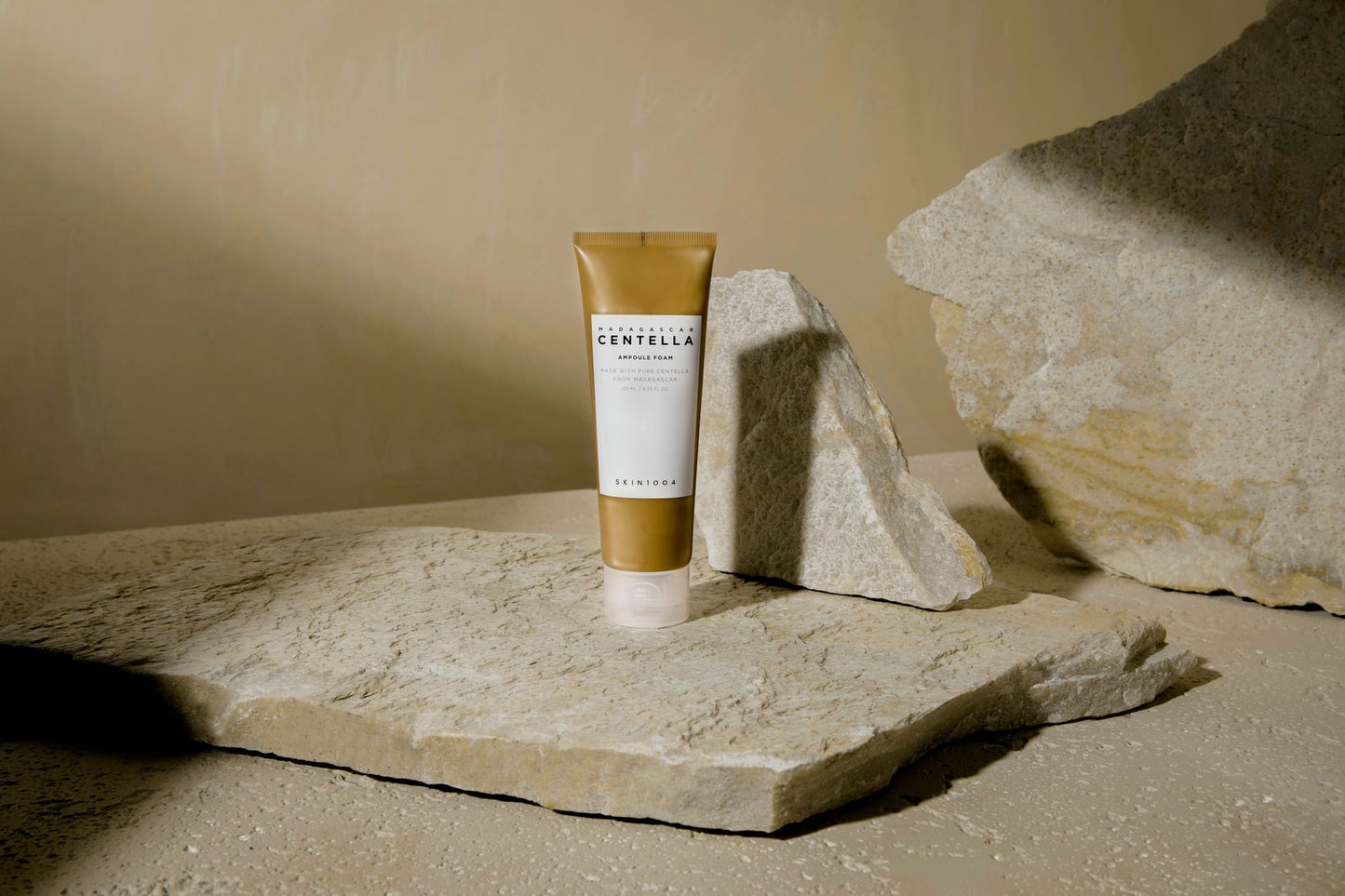 Madagascar Centella Ampoule Foam 125ml Foam Cleanser Limpieza profunda y delicada con el poder calmante de la Centella